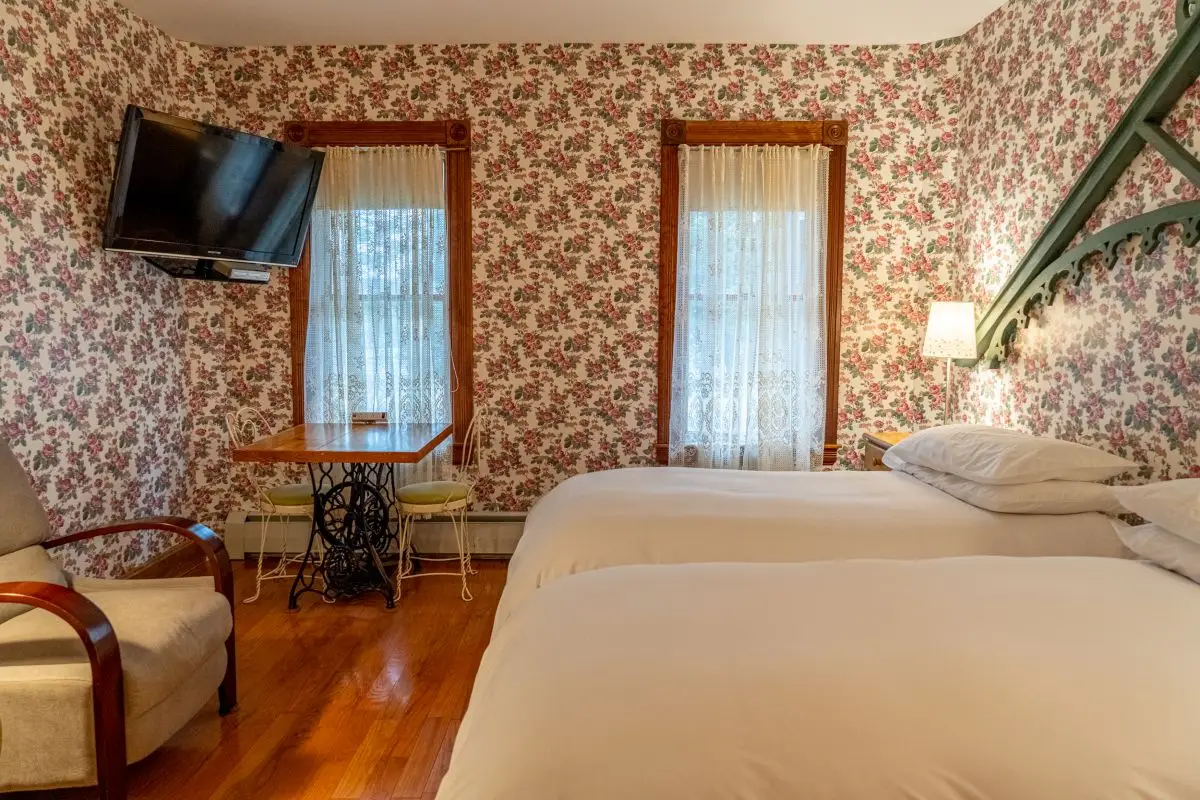 Hotel Room 2 | AlbergoAllegriaHotel | Windham New York